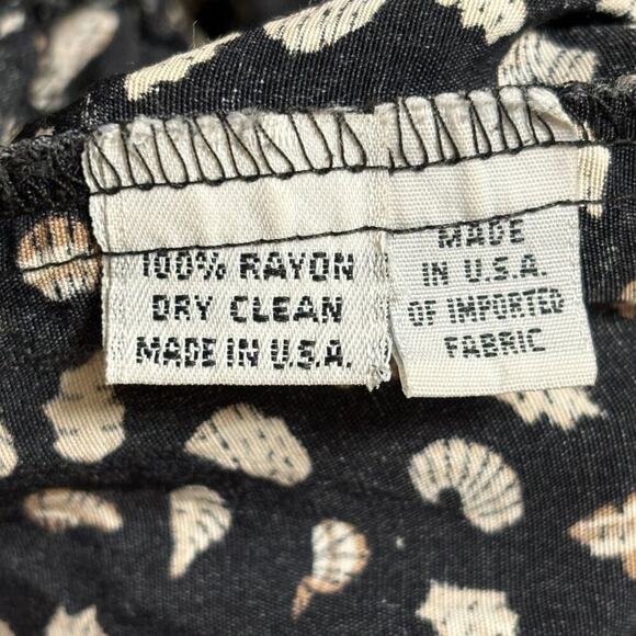 VTG TAPESTRY DESIGNS Short Sleeve Seashell Print Boxy Blouse in Black SZ 8 - Picture 7 of 9